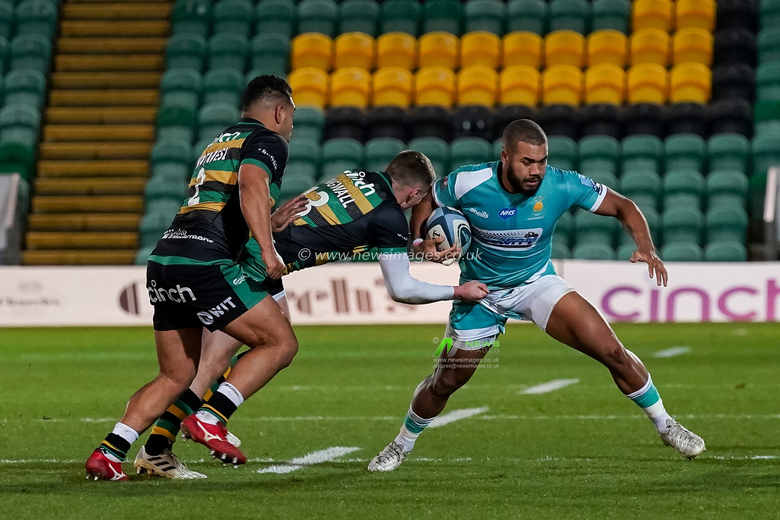 Ollie Lawrence #13 of Worcester Warriors in action