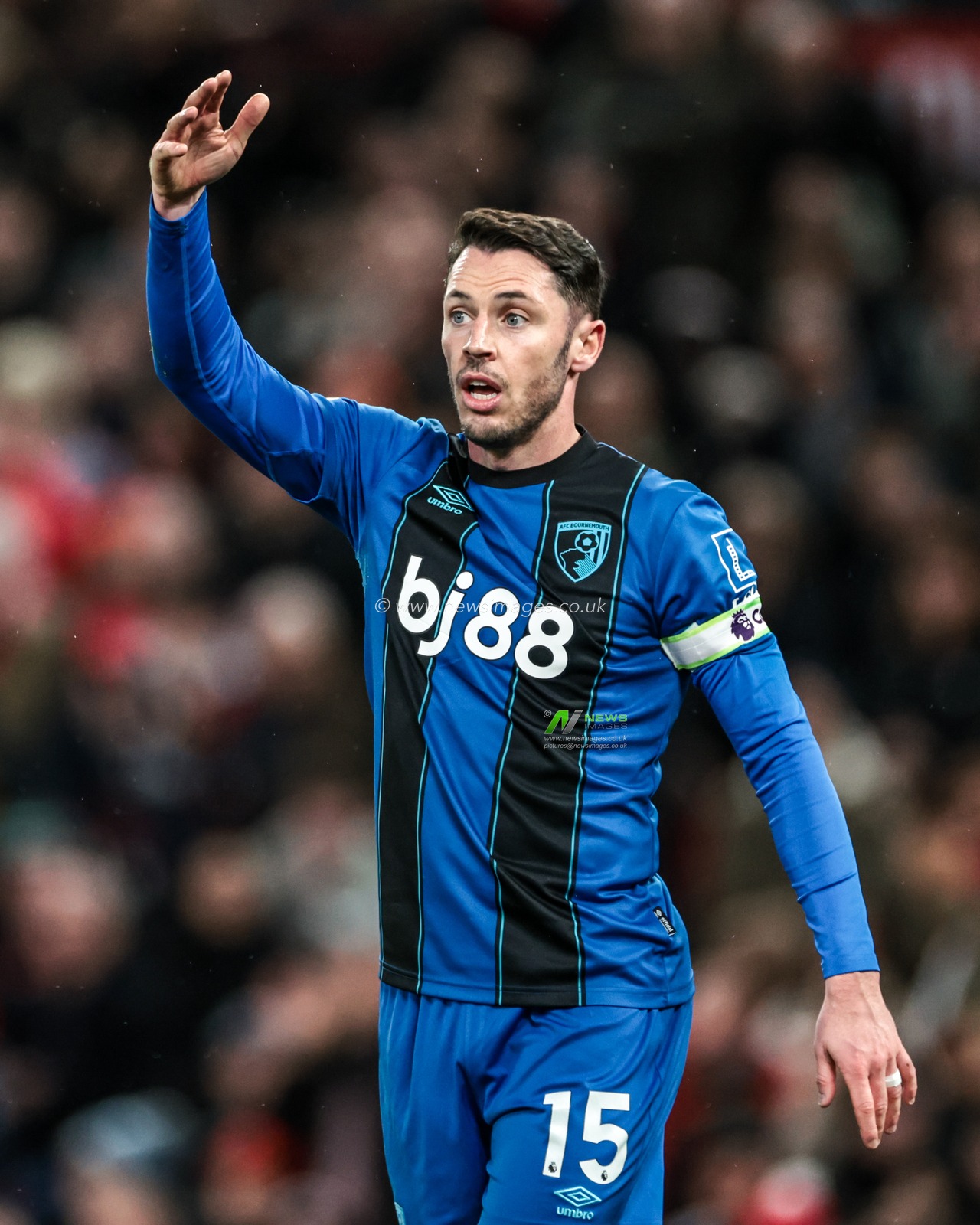 Adam Smith of Bournemouth reacts during the Premier League match Manchester United vs Bournemouth at Old Trafford, Manchester, United Kingdom, 15th December 2025

(Photo by Mark Cosgrove/News Images)

*** GER AUT SUI OUT ***