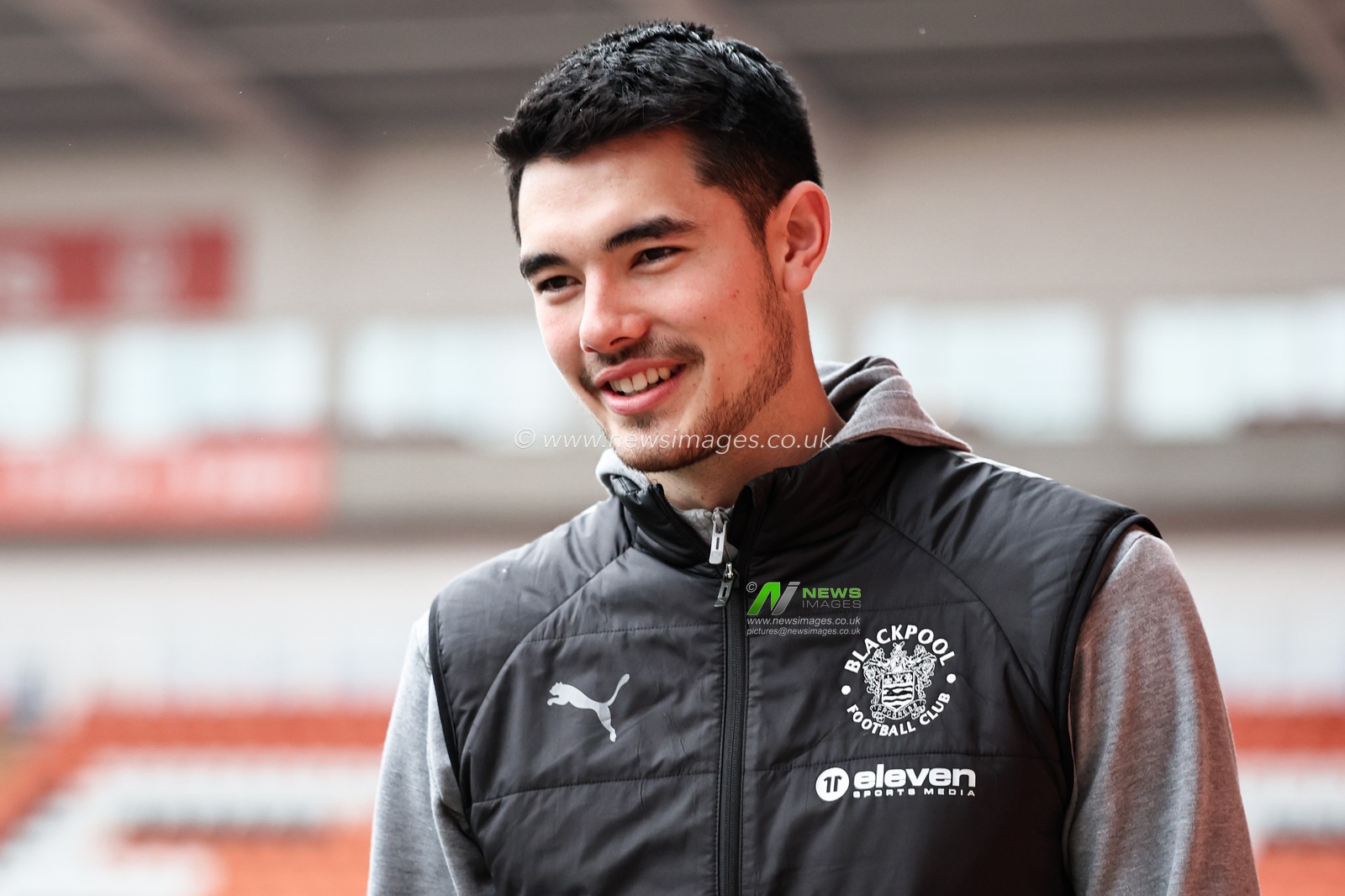 Elkan Baggott of Blackpool arrives during the Sky Bet League 1 match Blackpool vs Mansfield Town at Bloomfield Road, Blackpool, United Kingdom, 15th February 2025

(Photo by Mark Cosgrove/News Images)