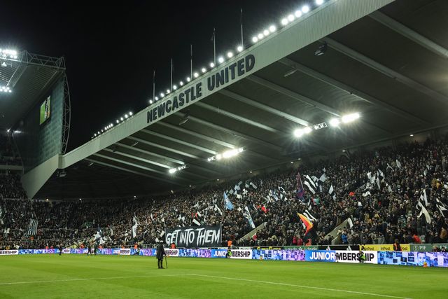 Newcastle Unites fans wave flags during the Carabao Cup Semi-finals First Leg Newcastle United vs Manchester City at St. James's Park, Newcastle, United Kingdom, 13th January 2026

(Photo by Mark Cosgrove/News Images)