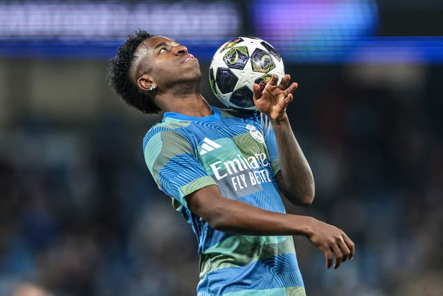 Vinicius Junior of Real Madrid in the pregame warmup session during the UEFA Champions League last 16 second leg match Manchester City vs Real Madrid at The City of Manchester Stadium, Manchester, United Kingdom on 17 March 2026

(Photo by Mark Cosgrove/News Images)