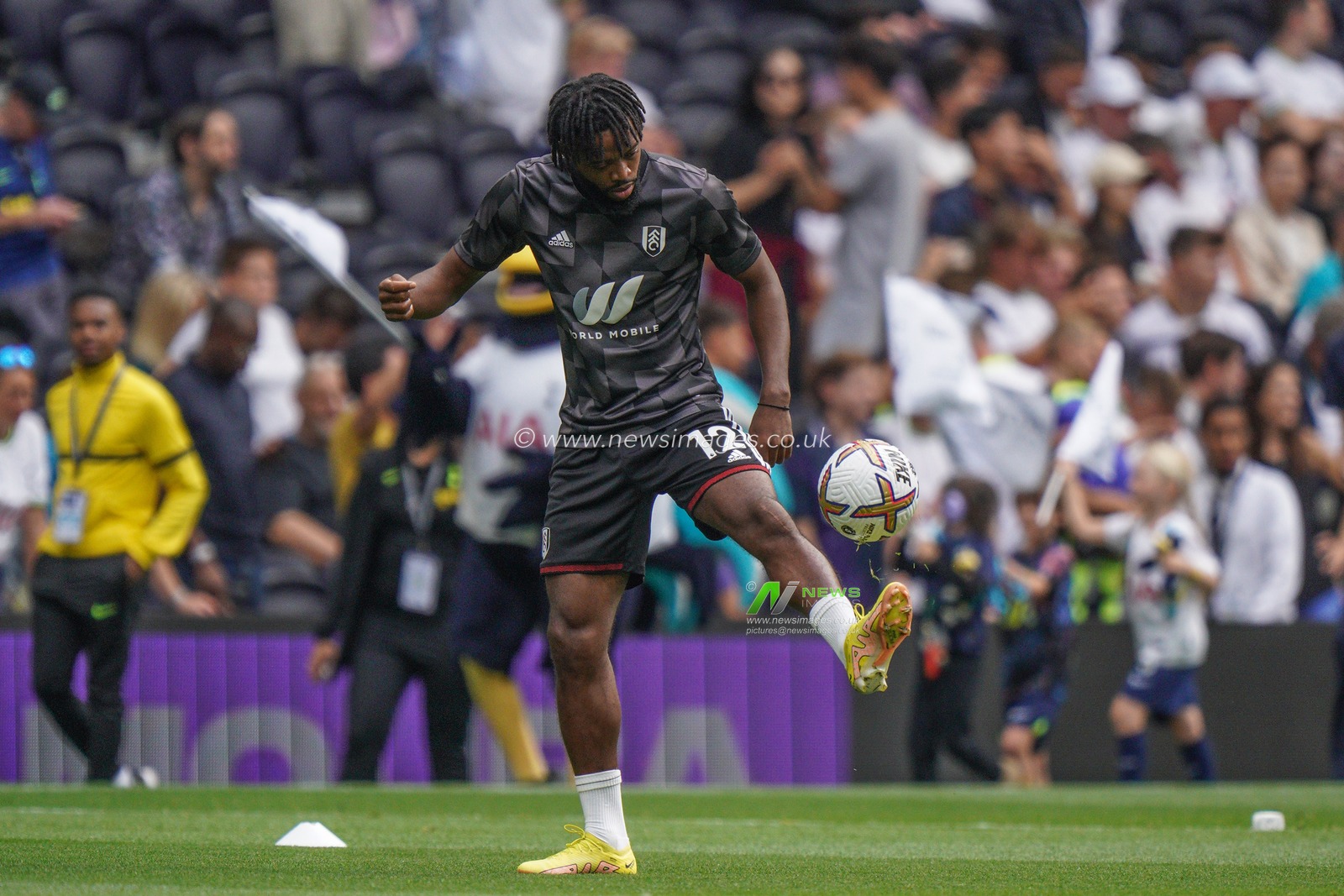Nathaniel Chalobah #12 of Fulham during the pre-game warmup before the Premier League match Tottenham Hotspur vs Fulham at Tottenham Hotspur Stadium, London, United Kingdom, 3rd September 2022

(Photo by Richard Washbrooke/News Images)