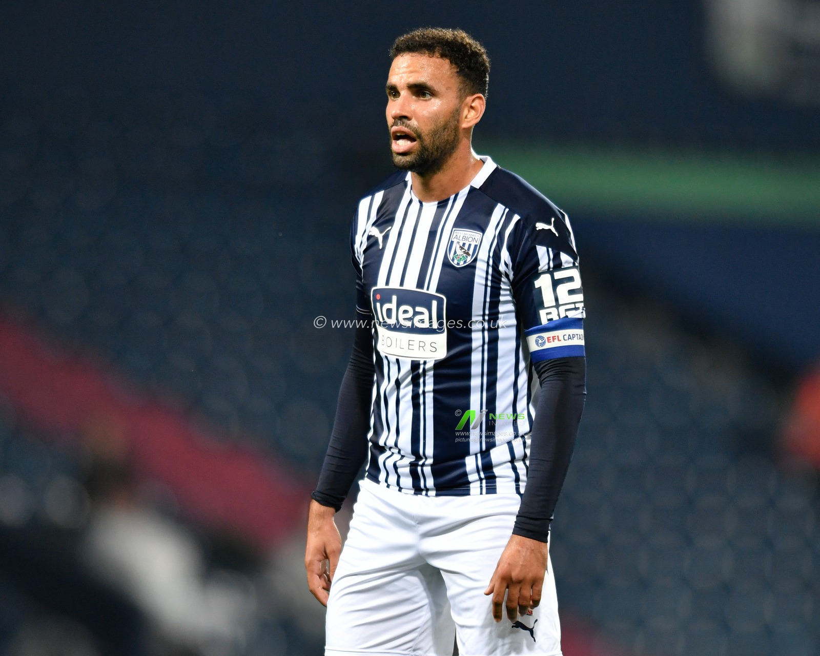 Hal Robson-Kanu (4) of West Bromwich Albion in action during the game