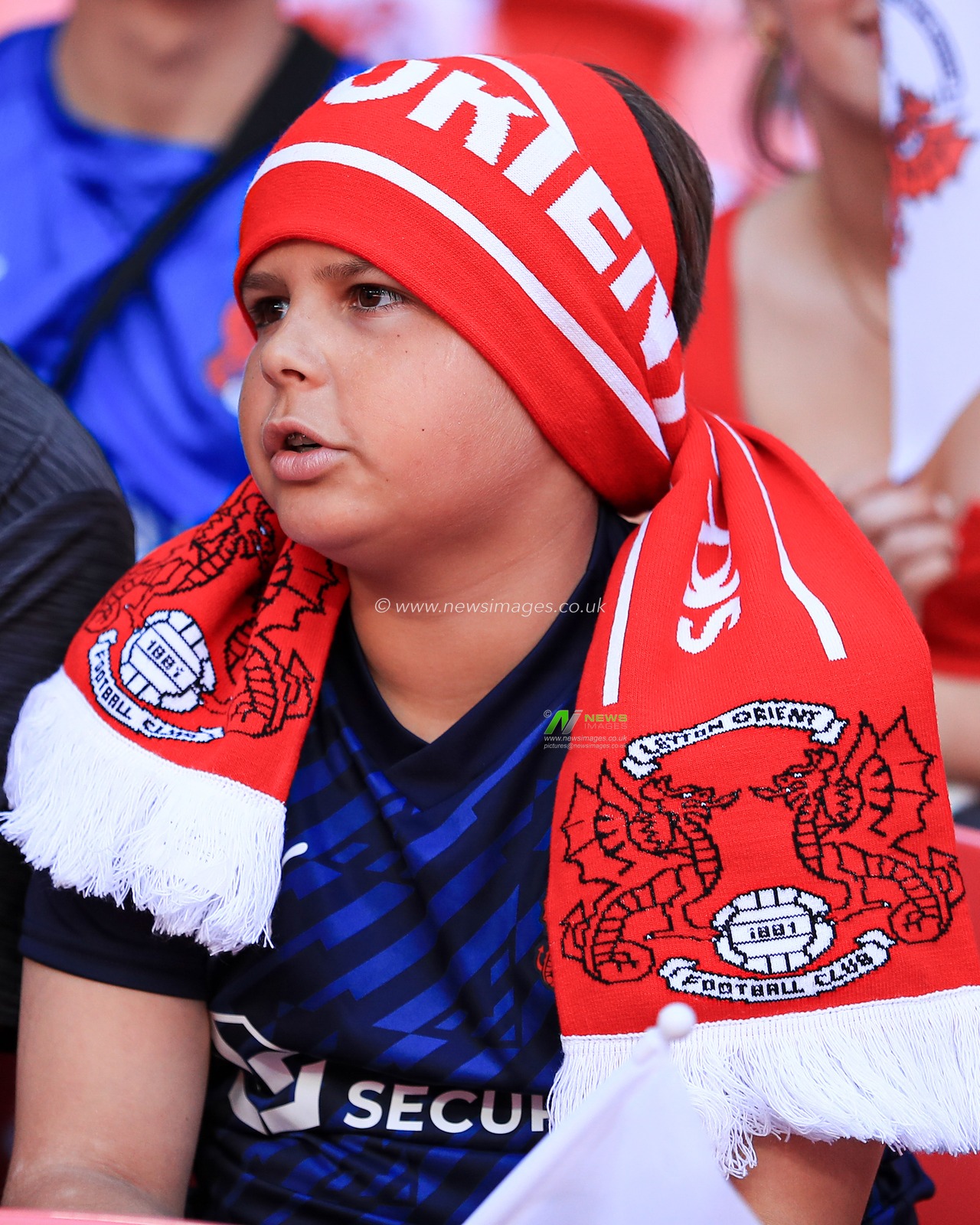 Leyton Orient fan arrives in stadium ahead of the Sky Bet League 1 Playoff Final match Charlton Athletic vs Leyton Orient at Wembley Stadium, London, United Kingdom, 25th May 2025

(Photo by Jorge Horsted/News Images)