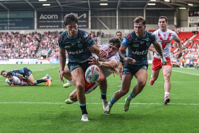 Owen Dagnall of St. Helens goes over however the video review says no try during the Betfred Super League round 19 match St Helens vs Leigh Leopards at Totally Wicked Stadium, St Helens, United Kingdom, 17th July 2025

(Photo by Alfie Cosgrove/News Images)
