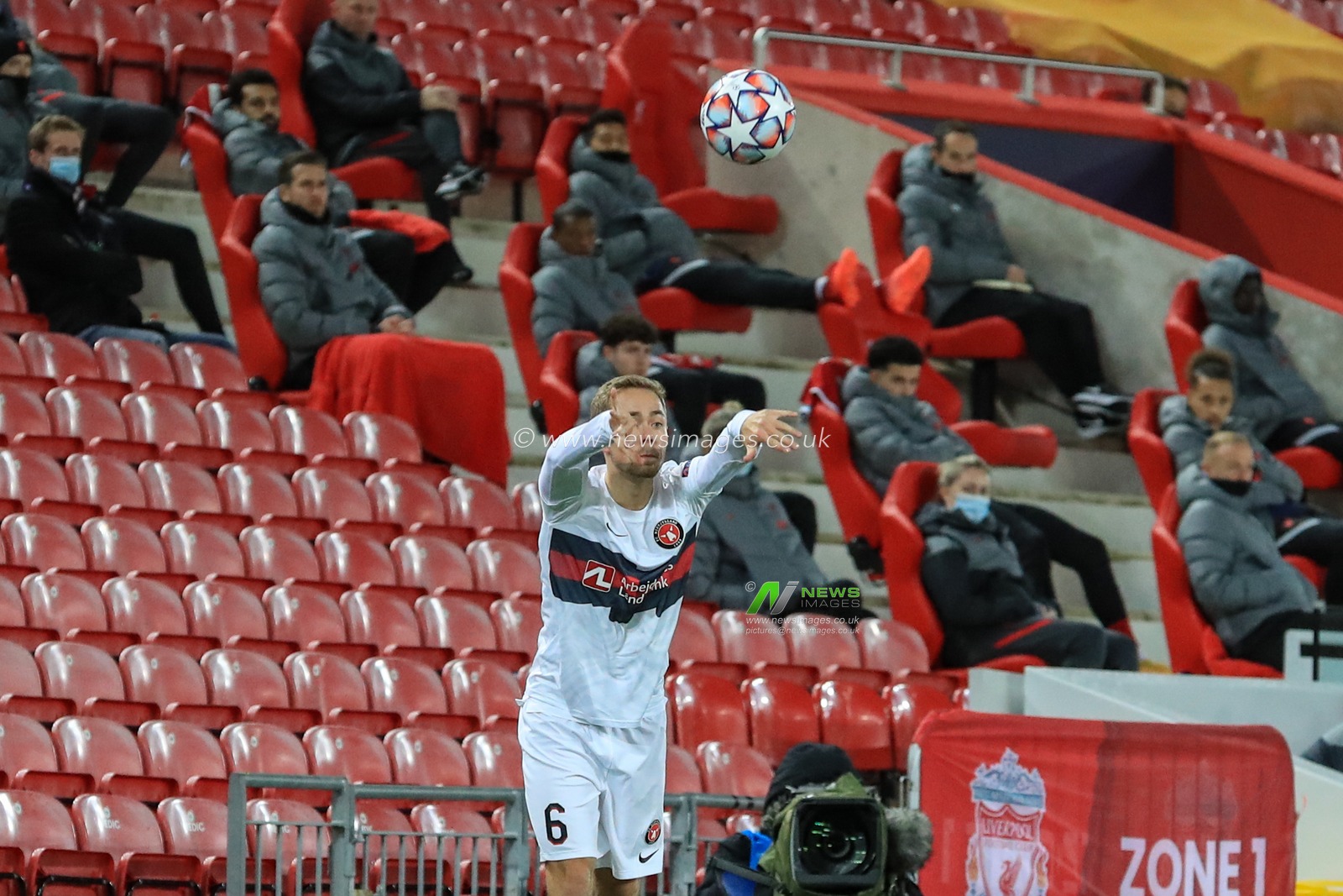 Joel Andersson (6) of FC Midtjylland takes a throw in