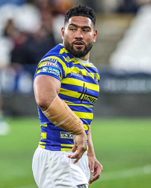 Kelepi Tanginoa of Warrington Wolves in the pre-game warm up during the Betfred Super League round 10 match Huddersfield Giants vs Warrington Wolves at Accu Stadium, Huddersfield, United Kingdom on 02 May 2026

(Photo by Alfie Cosgrove/News Images)