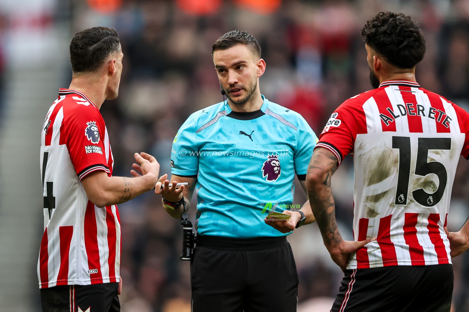 Referee Thomas Kirk gives instructions to Granit Xhaka of Sunderland during the Premier League match Sunderland vs Brighton & Hove Albion at Stadium Of Light, Sunderland, United Kingdom on 14 March 2026

(Photo by Alfie Cosgrove/News Images)