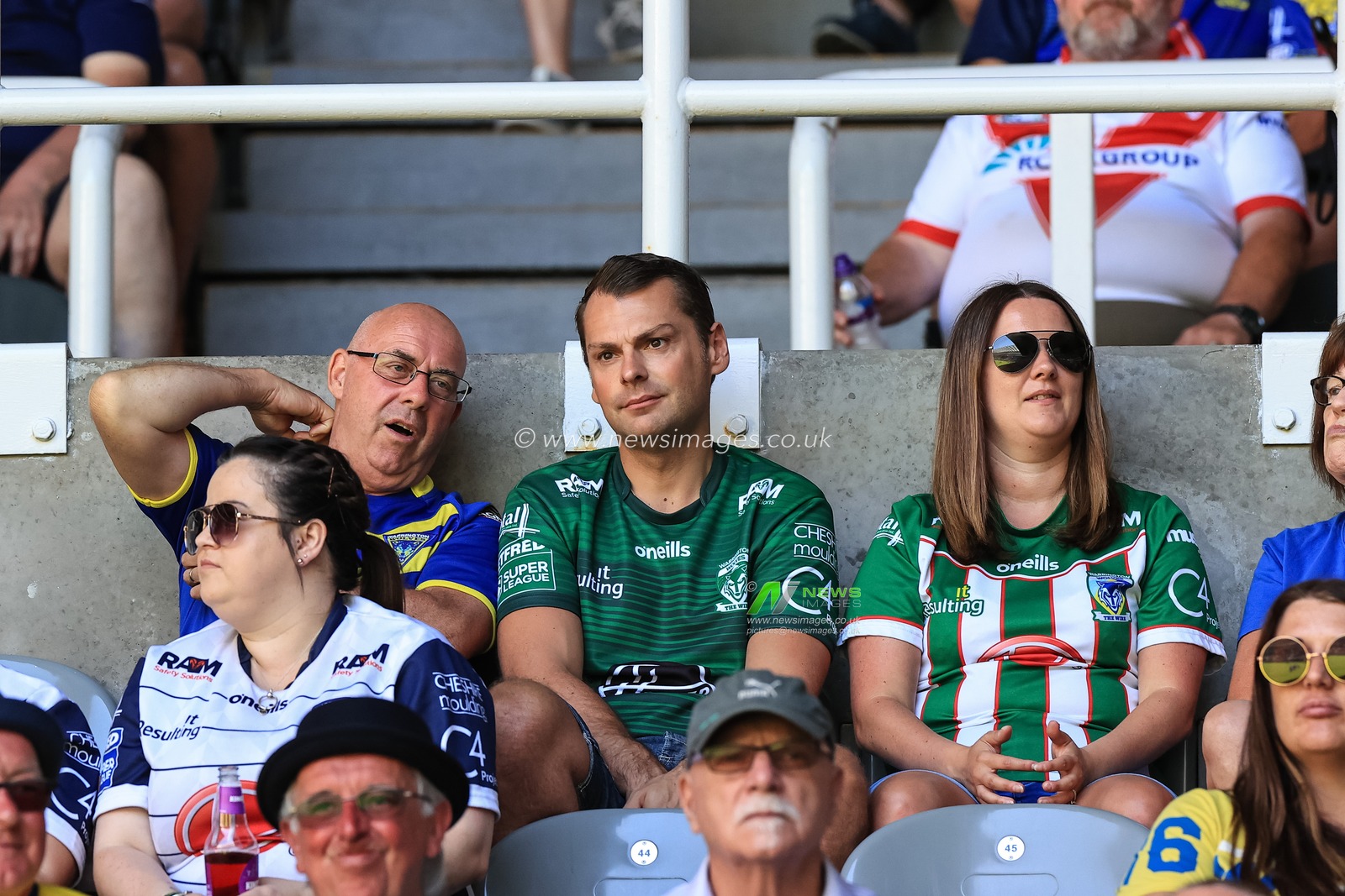 Warrington fans arrive at St Jamesâ€™ Park