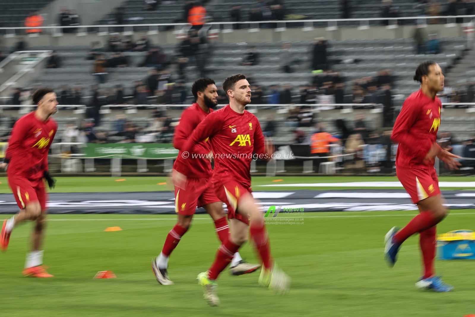 Andrew Robertson of Liverpool in the pregame warmup session during the Premier League match Newcastle United vs Liverpool at St. James' Park, Newcastle, United Kingdom, 4th December 2024

(Photo by Mark Cosgrove/News Images)