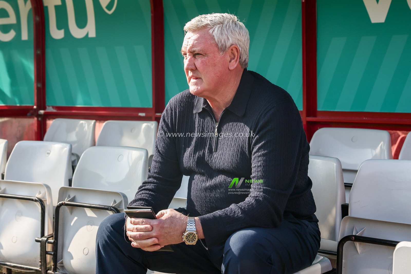 Steve Bruce manager of Blackpool arrives at Oakwell during the Sky Bet League 1 match Barnsley vs Blackpool at Oakwell, Barnsley, United Kingdom, 8th March 2025

(Photo by Mark Cosgrove/News Images)