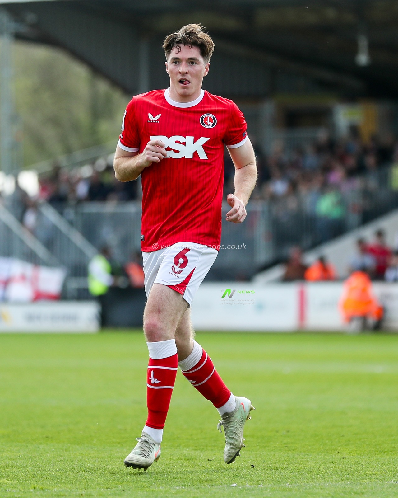 Conor Coventry of Charlton Athletic in action during the Sky Bet League 1 match Cambridge United vs Charlton Athletic at Cledara Abbey Stadium, Cambridge, United Kingdom, 12th April 2025

(Photo by Izzy Poles/News Images)