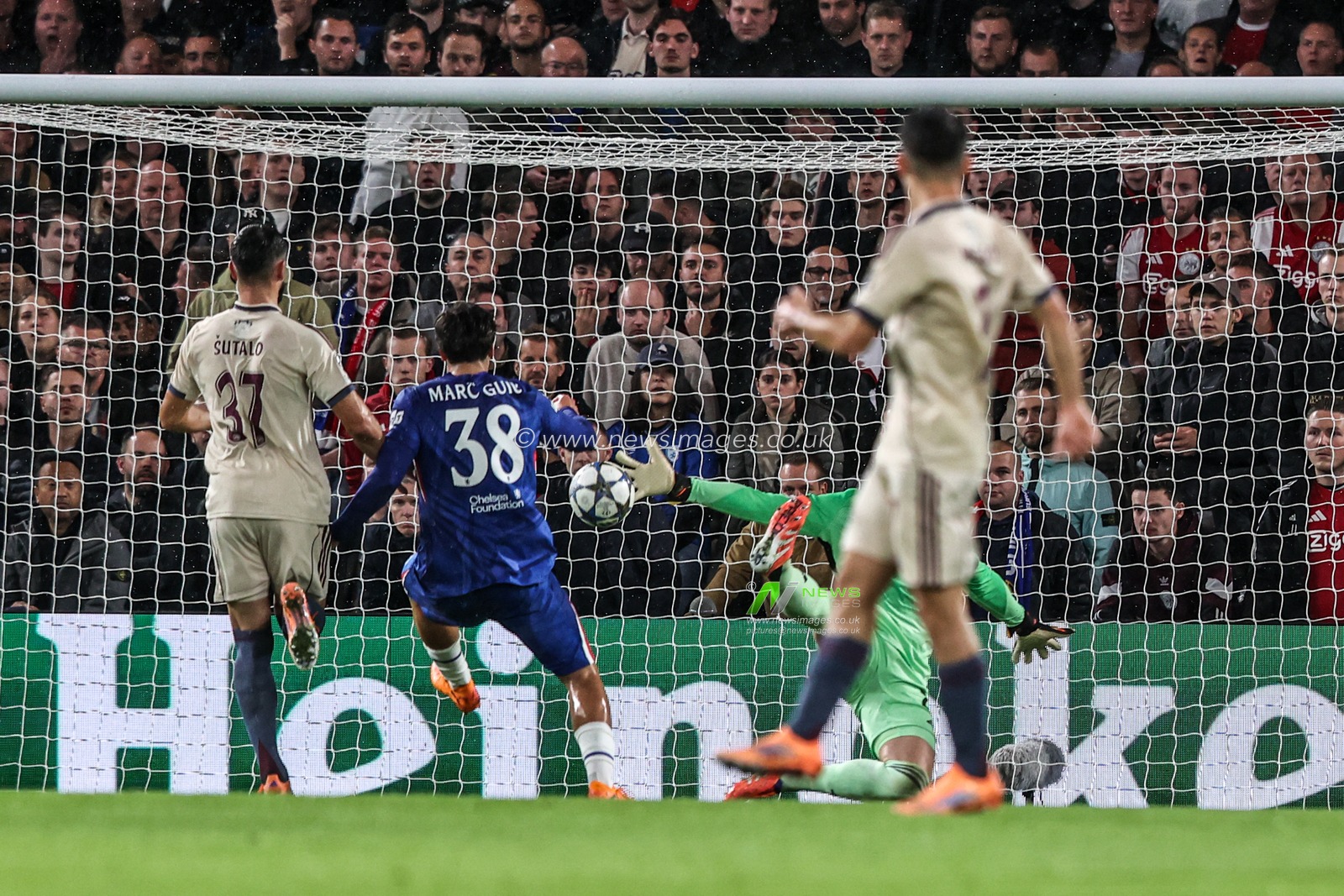 Marc Guiu of Chelsea scores to make it 1-0 during the UEFA Champions League Matchday 3 of 8 Chelsea vs Ajax at Stamford Bridge, London, United Kingdom, 22nd October 2025

(Photo by Alfie Cosgrove/News Images)