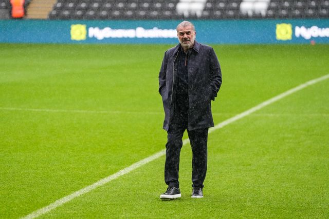 Nottingham Forest Head Coach Ange Postecoglou arrives at the Swansea.com Stadium ahead of the Carabao Cup 3rd Round Swansea City vs Nottingham Forest at Swansea.com Stadium, Swansea, United Kingdom, 17th September 2025

(Photo by Andrew Lewis/News Images)