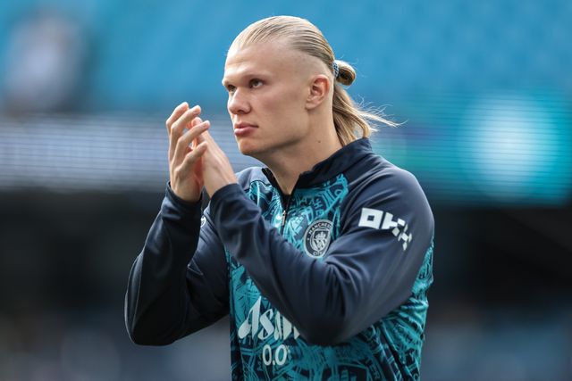Erling Haaland of Manchester City in the pregame warmup session during the Premier League match Manchester City vs Arsenal at Etihad Stadium, Manchester, United Kingdom on 19 April 2026

(Photo by Mark Cosgrove/News Images)