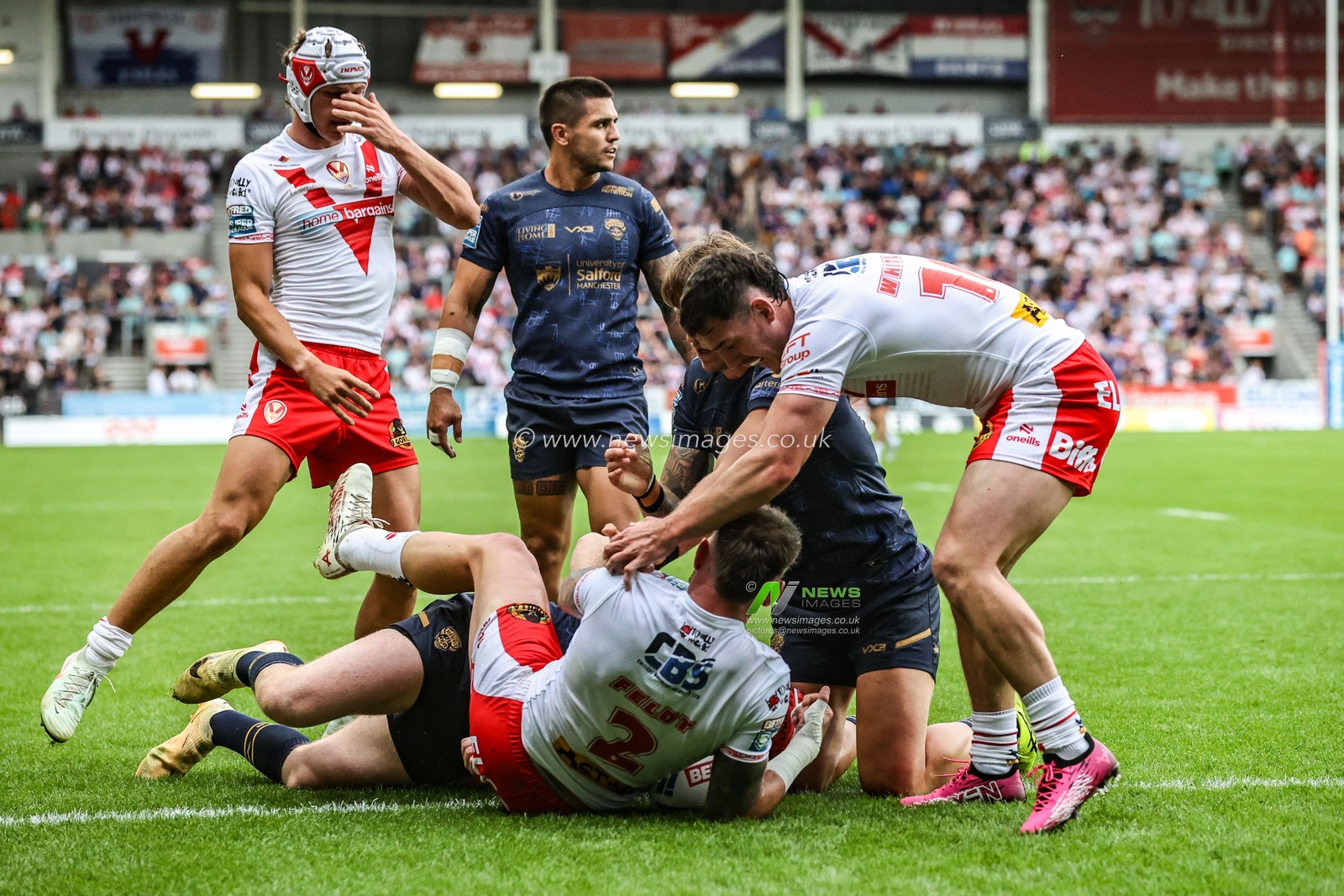 Kyle Feldt of St. Helens goes over for a try during the Betfred Super League round 16 match St Helens vs Salford Red Devils at Totally Wicked Stadium, St Helens, United Kingdom, 29th June 2025

(Photo by Alfie Cosgrove/News Images)
