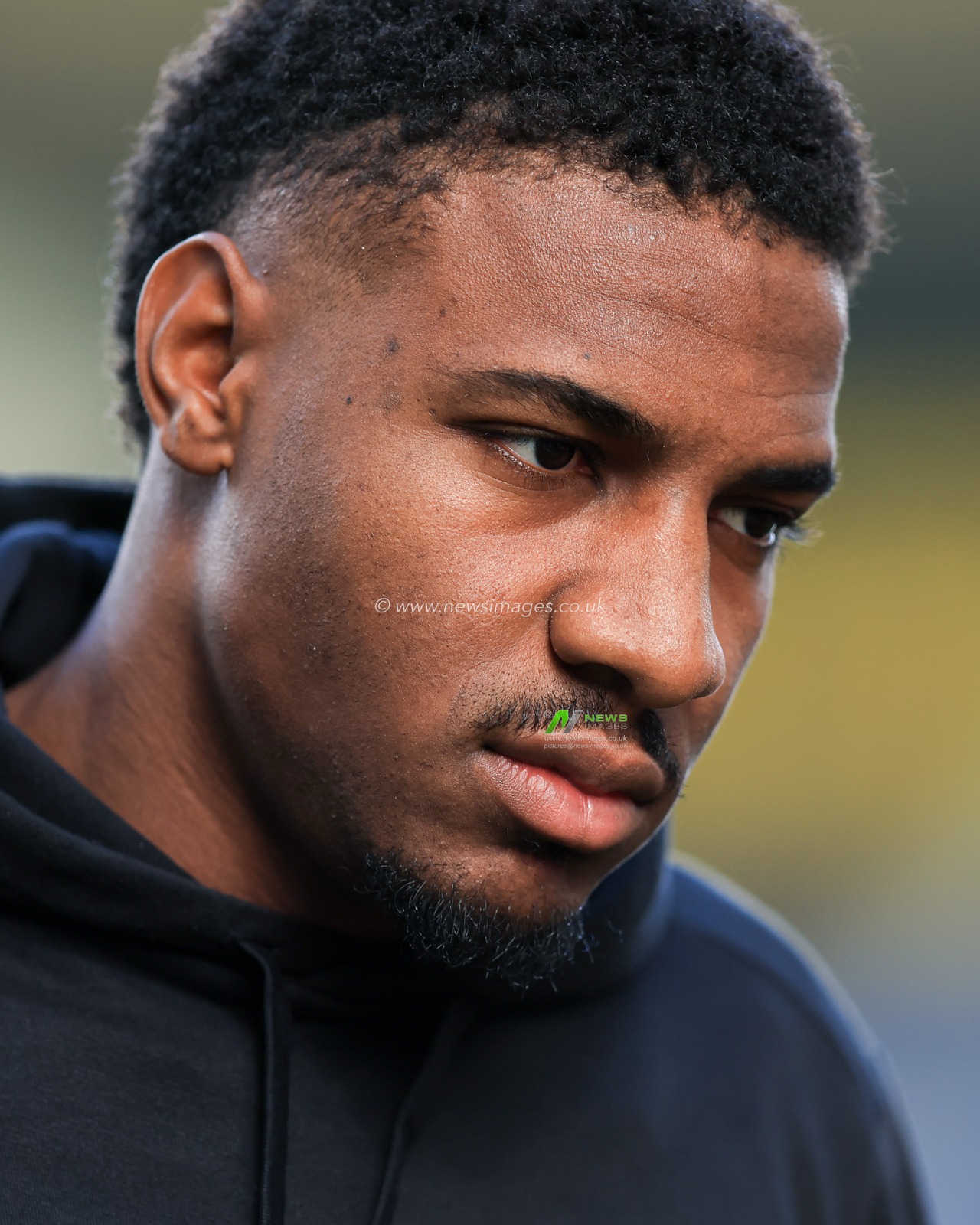Ryan Alebiosu of Blackburn Rovers arrives at Deepdale stadium ahead of the Sky Bet Championship match Preston North End vs Blackburn Rovers at Deepdale, Preston, United Kingdom on 05 September 2026

(Photo by Jorge Horsted/News Images)