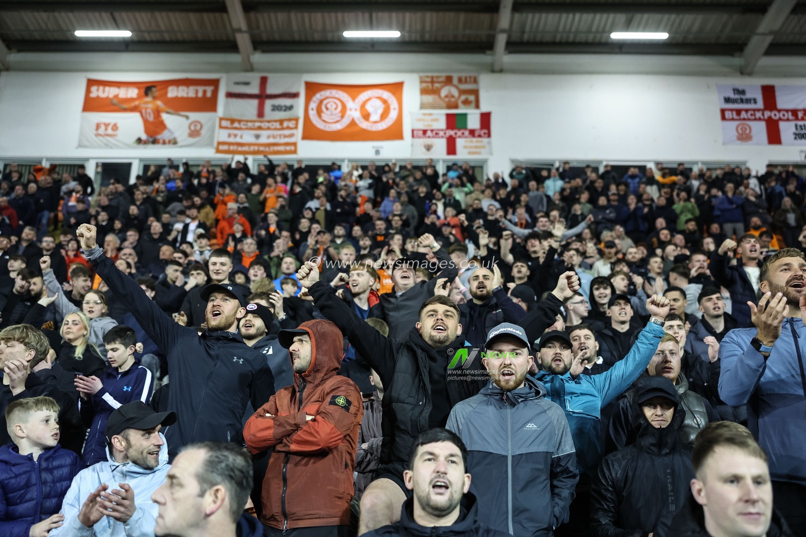 Blackpool fans reactions during the Sky Bet League 1 match Blackpool vs Reading at Bloomfield Road, Blackpool, United Kingdom, 1st April 2025

(Photo by Mark Cosgrove/News Images)