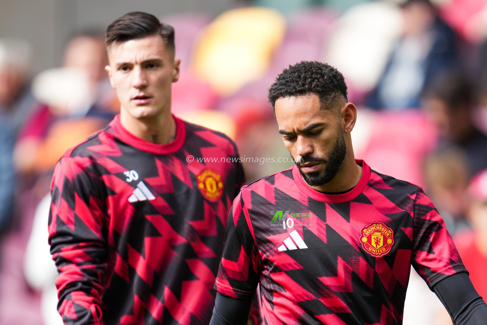 Matheus Cunha of Manchester United ahead of the Premier League match Brentford vs Manchester United at The Gtech Community Stadium, London, United Kingdom, 27th September 2025

(Photo by Harvey Murphy/News Images)