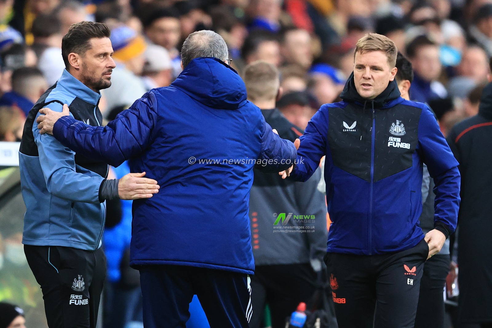 Marcelo Bielsa manager of Leeds United and Eddie Howe manager of Newcastle United shake hands before the Premier League fixture Leeds United vs Newcastle United at Elland Road, Leeds, UK, 22nd January 2022