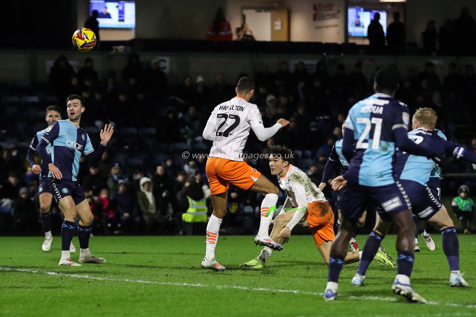 Kyle Joseph of Blackpool scores a goal to make it 1-1 during the Sky Bet League 1 match Wycombe Wanderers vs Blackpool at Adams Park, High Wycombe, United Kingdom, 4th January 2025

(Photo by Gareth Evans/News Images)