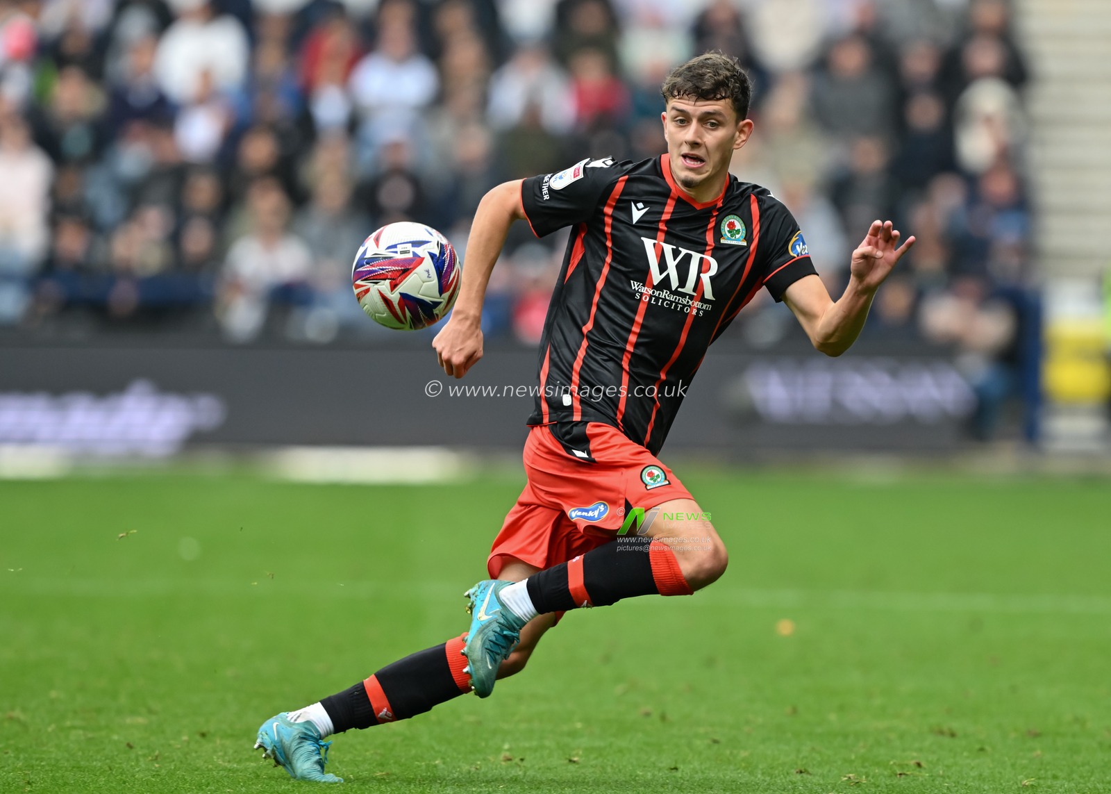 Owen Beck of Blackburn Rovers chases down the ball during the Sky Bet Championship match Preston North End vs Blackburn Rovers at Deepdale, Preston, United Kingdom, 22nd September 2024

(Photo by Cody Froggatt/News Images)