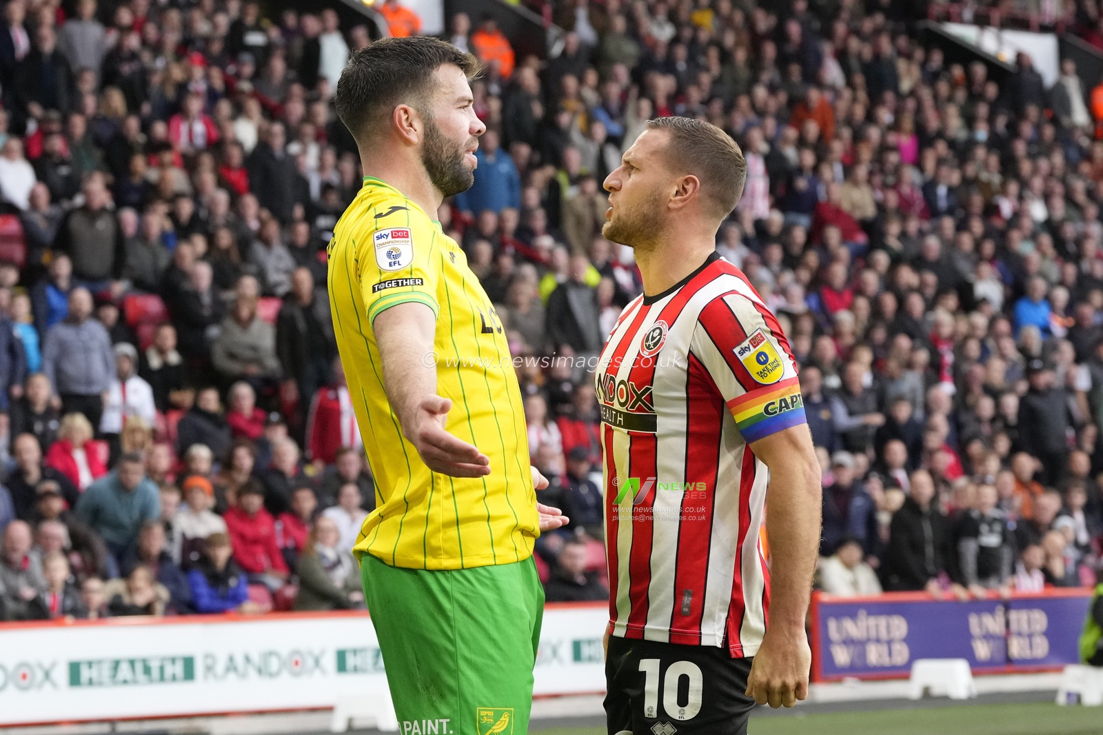 Grant Hanley #5 of Norwich City and Billy Sharp #10 of Sheffield United react during the Sky Bet Championship match Sheffield United vs Norwich City at Bramall Lane, Sheffield, United Kingdom, 22nd October 2022

(Photo by Steve Flynn/News Images)