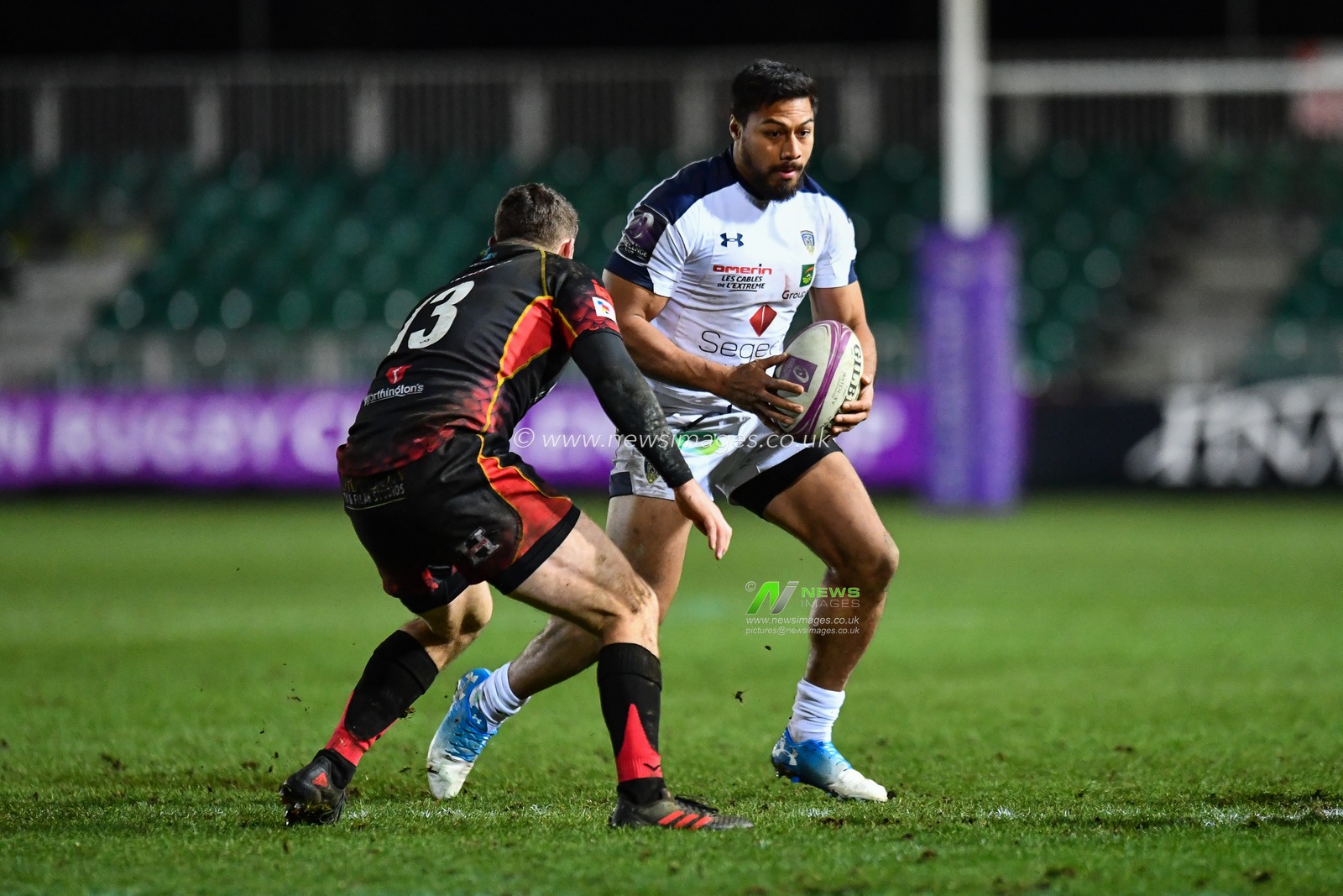 18th January, Rodney Parade, Newport, Wales; European Challenge Cup, Dragons vs ASM Clermont Auvergne ; George Moala of Clermont Auvergne in action during todays match


Credit: Craig Thomas/news Images