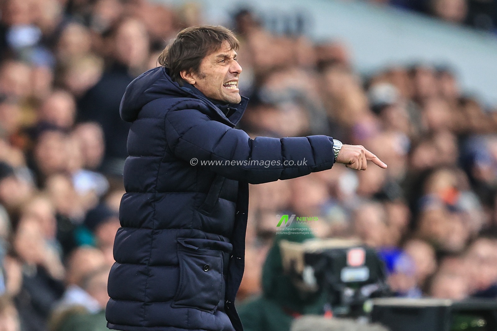 Antonio Conte manager of Tottenham Hotspur reacts