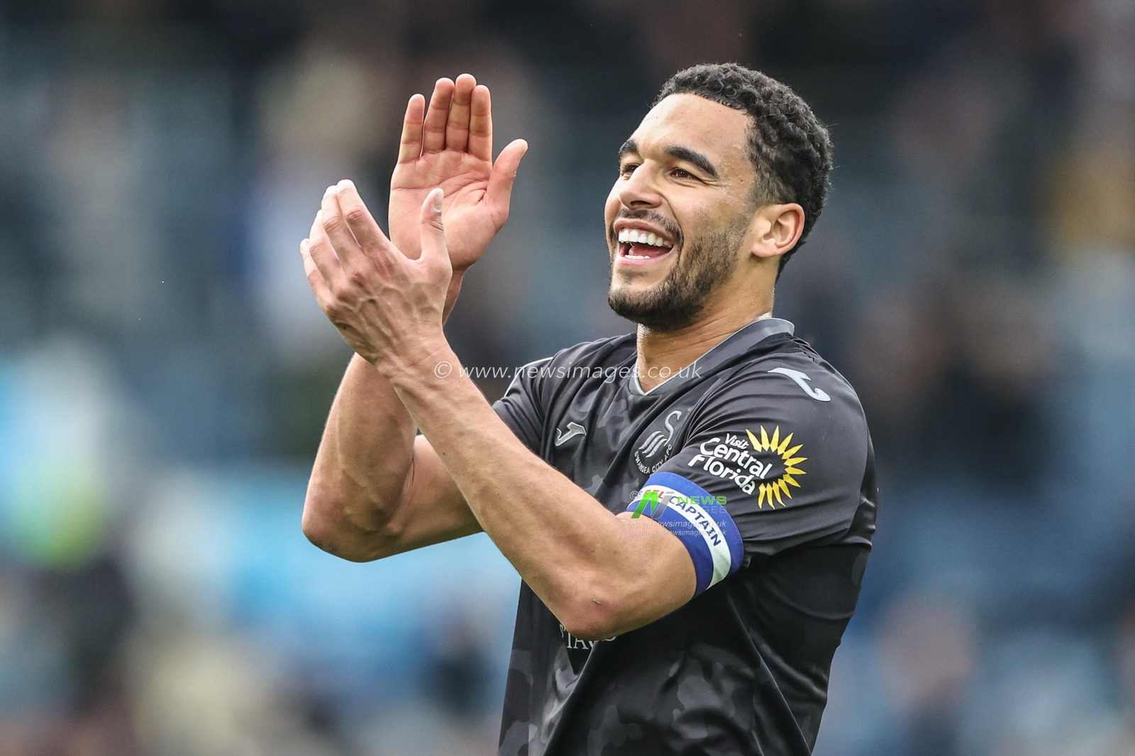 Ben Cabango of Swansea City applauds the fans after the game during the Sky Bet Championship match Leeds United vs Swansea City at Elland Road, Leeds, United Kingdom, 29th March 2025

(Photo by Alfie Cosgrove/News Images)