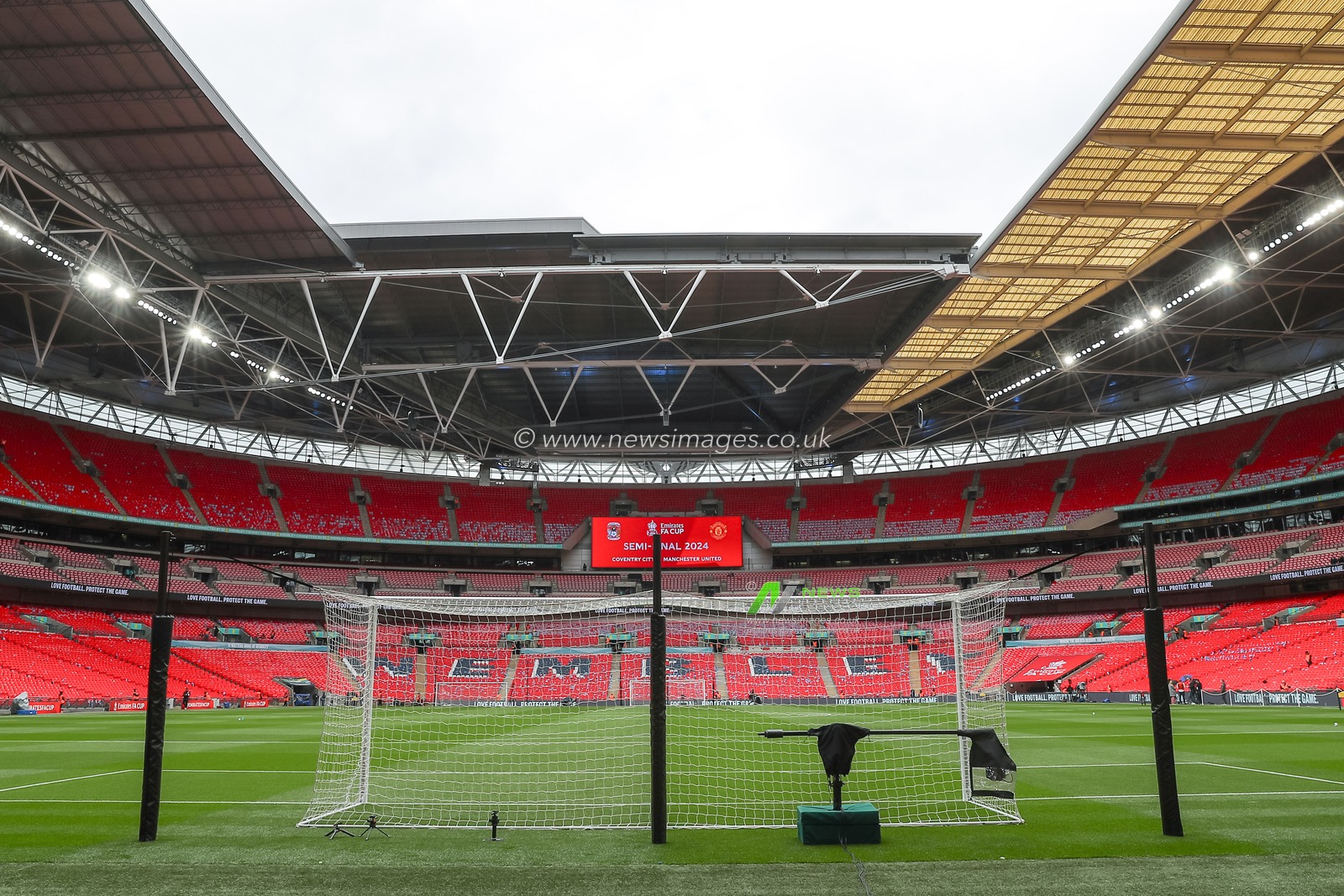 A general view of Wembley Stadium ahead of the Emirates FA Cup Semi-Final match Coventry City vs Manchester United at Wembley Stadium, London, United Kingdom, 21st April 2024

(Photo by Gareth Evans/News Images)