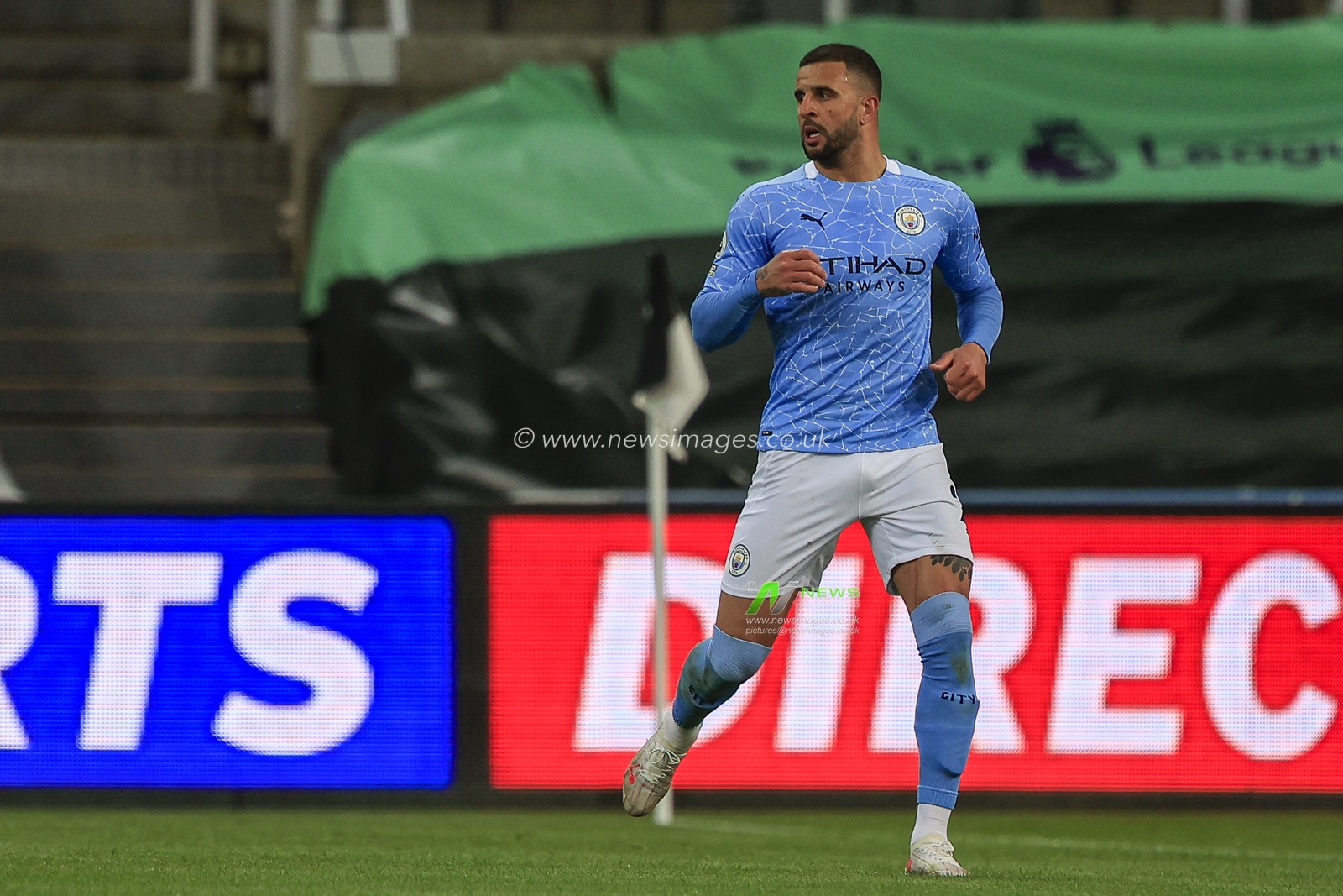Kyle Walker #2 of Manchester City during the game