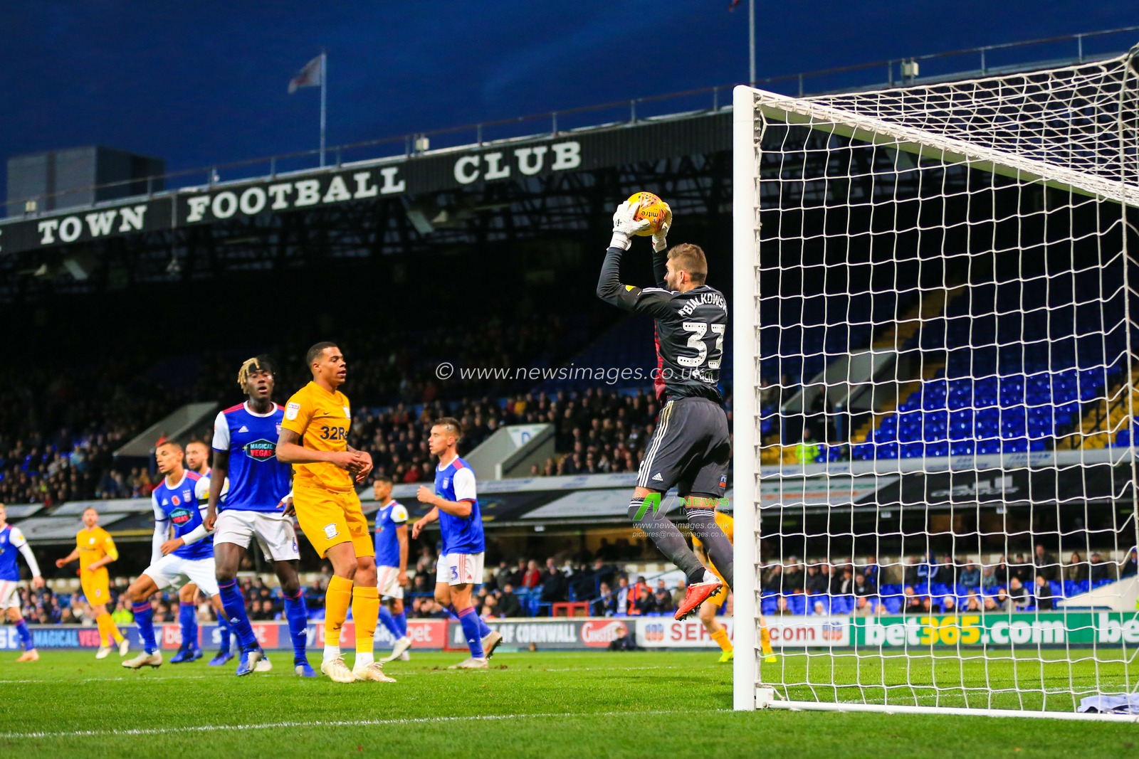 3rd November 2018, Portman Road, Ipswich, England; Sky Bet Championship Preston North End  ; Bartosz Bialkowski (33) of Ipswich makes a save.

Credit: Georgie Kerr/News Images,

English Football League images are subject to DataCo Licence