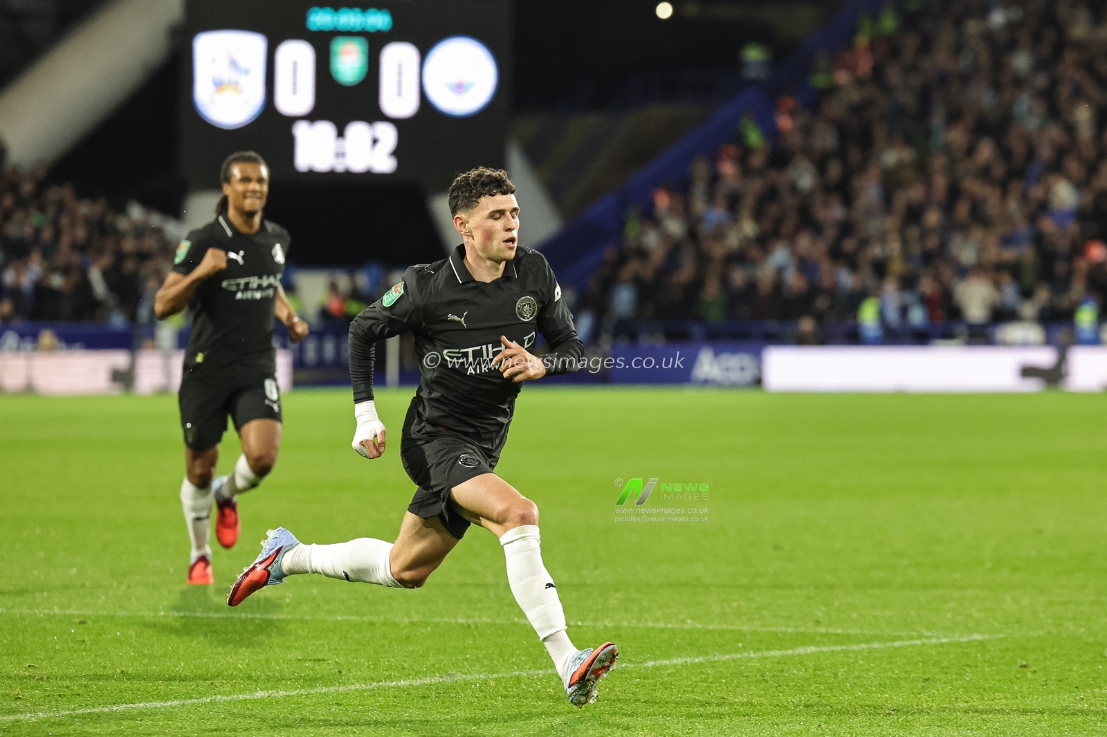 Phil Foden of Manchester City celebrates his goal to make it 0-1 during the Carabao Cup Round 3 match Huddersfield Town vs Manchester City at Accu Stadium, Huddersfield, United Kingdom, 24th September 2025

(Photo by Mark Cosgrove/News Images)