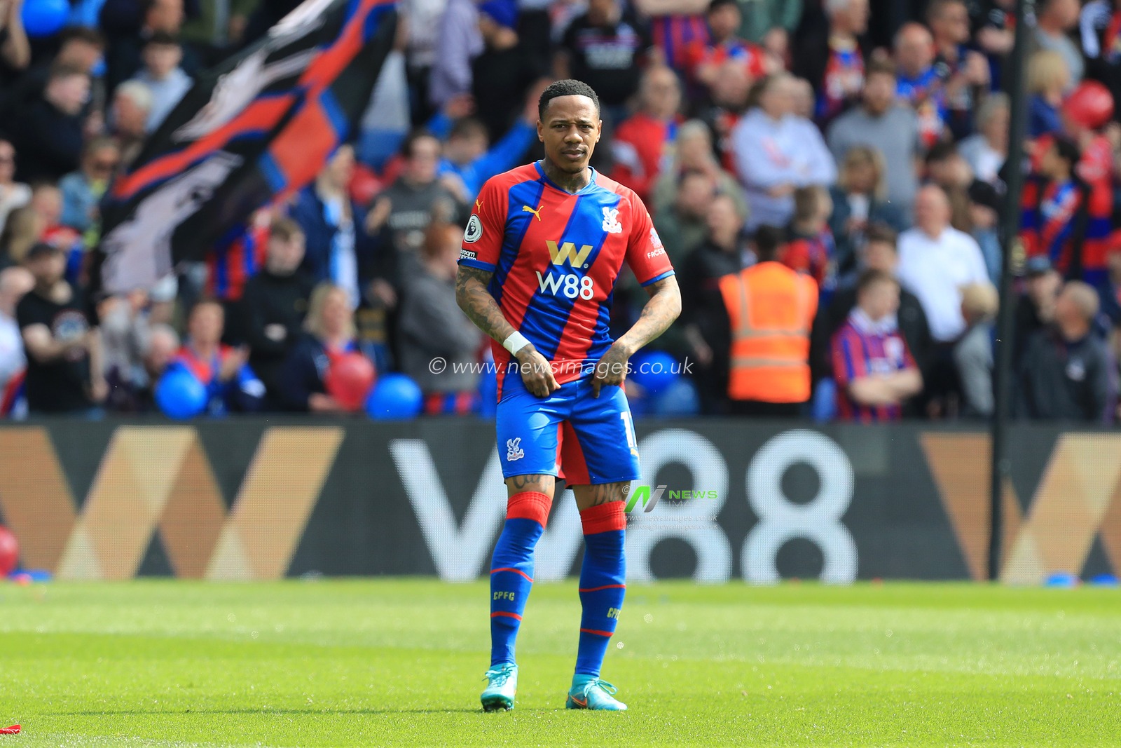 Nathaniel Clyne #17 of Crystal Palace seen during the match.