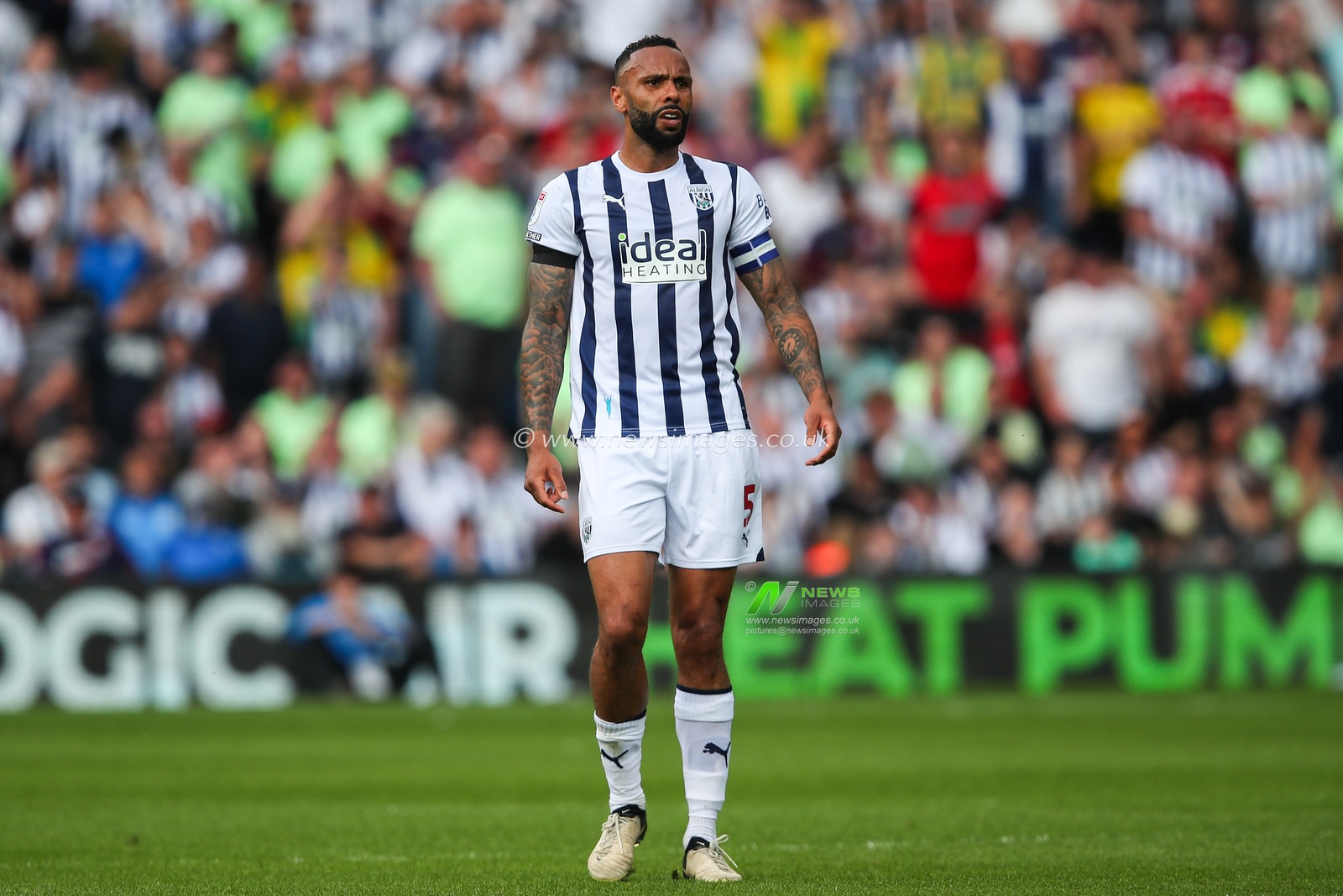 Kyle Bartley of West Bromwich Albion during the Sky Bet Championship Play-Off Semi-Final First Leg match West Bromwich Albion vs Southampton at The Hawthorns, West Bromwich, United Kingdom, 12th May 2024

(Photo by Gareth Evans/News Images)