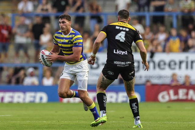 Sam Stone of Warrington Wolves breaks with the ball during the Betfred Super League round 23 match Warrington Wolves vs York Knights at The Halliwell Jones Stadium, Warrington, United Kingdom on 13 August 2026

(Photo by Mark Cosgrove/News Images)