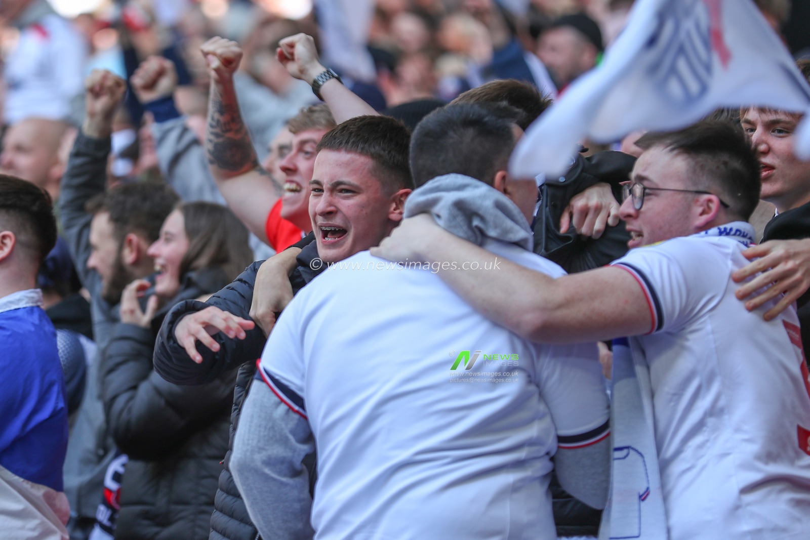 Bolton Wanderers fans celebrate Kyle Dempsey #22 of Bolton Wanderers goal to make it 1-0 during the Papa John's Trophy Final match Bolton Wanderers vs Plymouth Argyle at Wembley Stadium, London, United Kingdom, 2nd April 2023

(Photo by Gareth Evans/News Images)