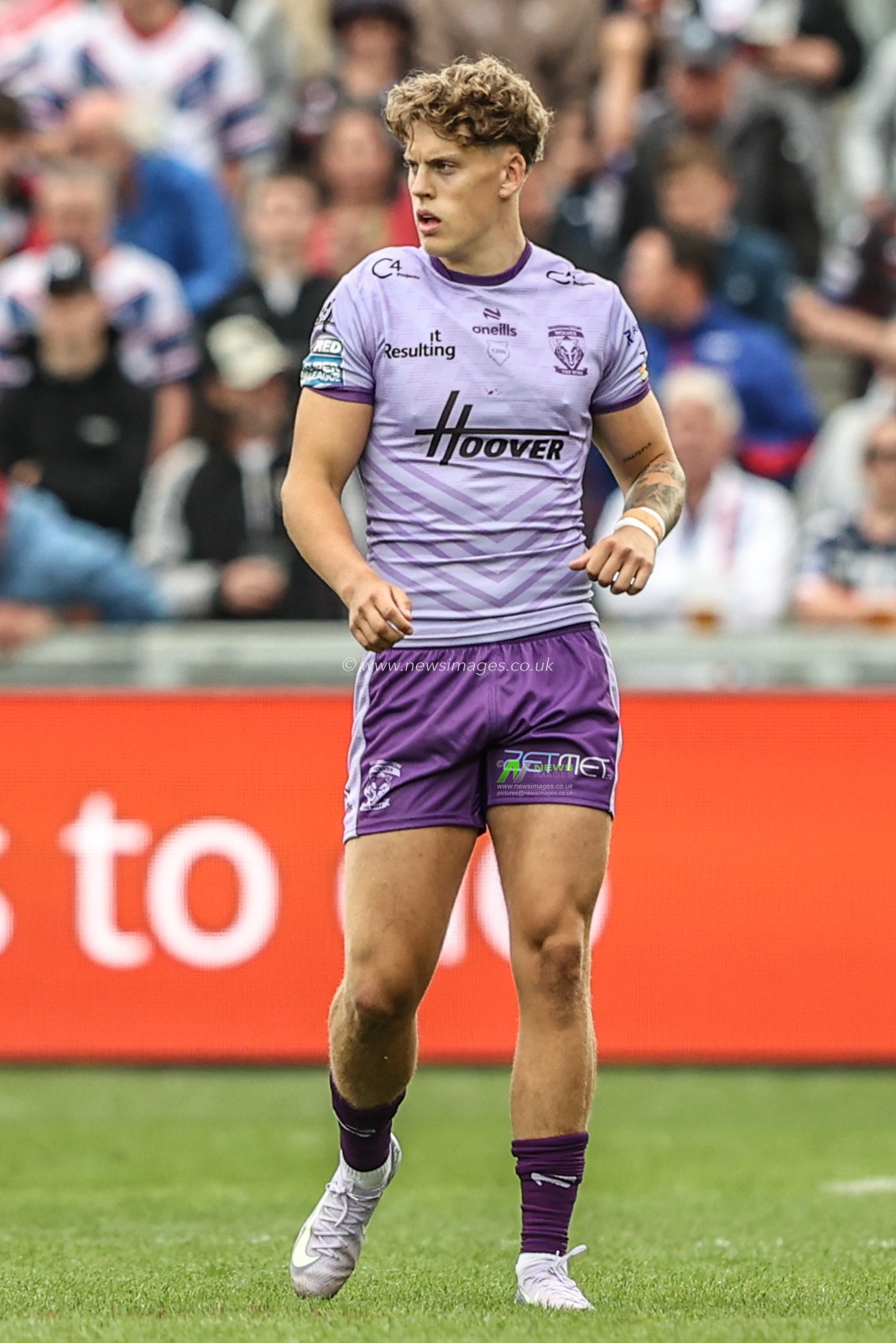 Arron Lindop of Warrington Wolves during the Betfred Super League Round 11 match Wakefield Trinity vs Warrington Wolves at DIY Kitchens Stadium, Wakefield, United Kingdom, 18th May 2025

(Photo by Alfie Cosgrove/News Images)