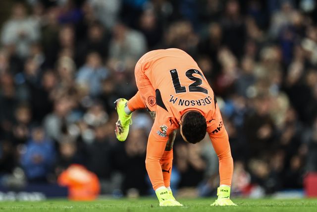 Ederson of Manchester City goes down injured during the Premier League match Manchester City vs Leicester City at Etihad Stadium, Manchester, United Kingdom, 2nd April 2025

(Photo by Mark Cosgrove/News Images)