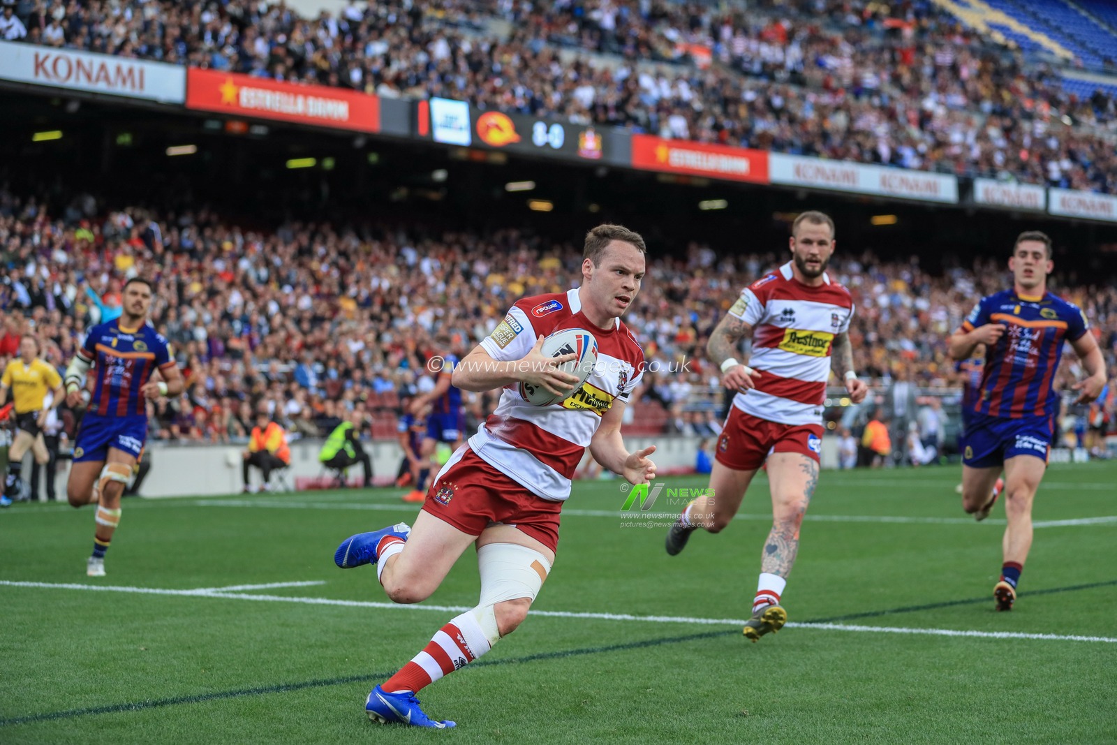 18th May 2019 , Camp Nou, Barcelona, Spain ;  Betfred Super League, Round 15, Catalans Dragons vs Wigan Warriors ; Liam Marshal (17) of Wigan Warriors goes over for a try 

Credit: Mark Cosgrove/News Images