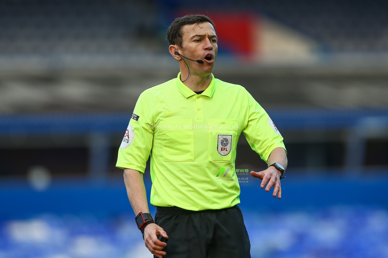 Referee Tony Harrington during the game Coventry City vs Wycombe Wanderers