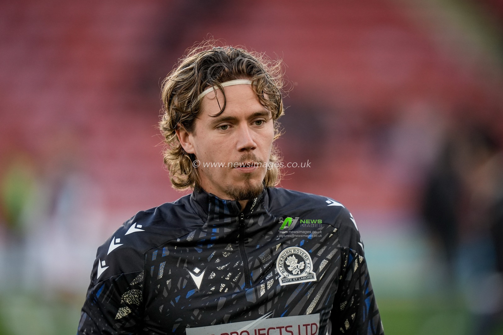 Todd Cantwell of Blackburn Rovers in the pregame warmup session  during the Sky Bet Championship match Sheffield United vs Blackburn Rovers at Bramall Lane, Sheffield, United Kingdom on 22 April 2026

(Photo by Maynard Manyowa/News Images)