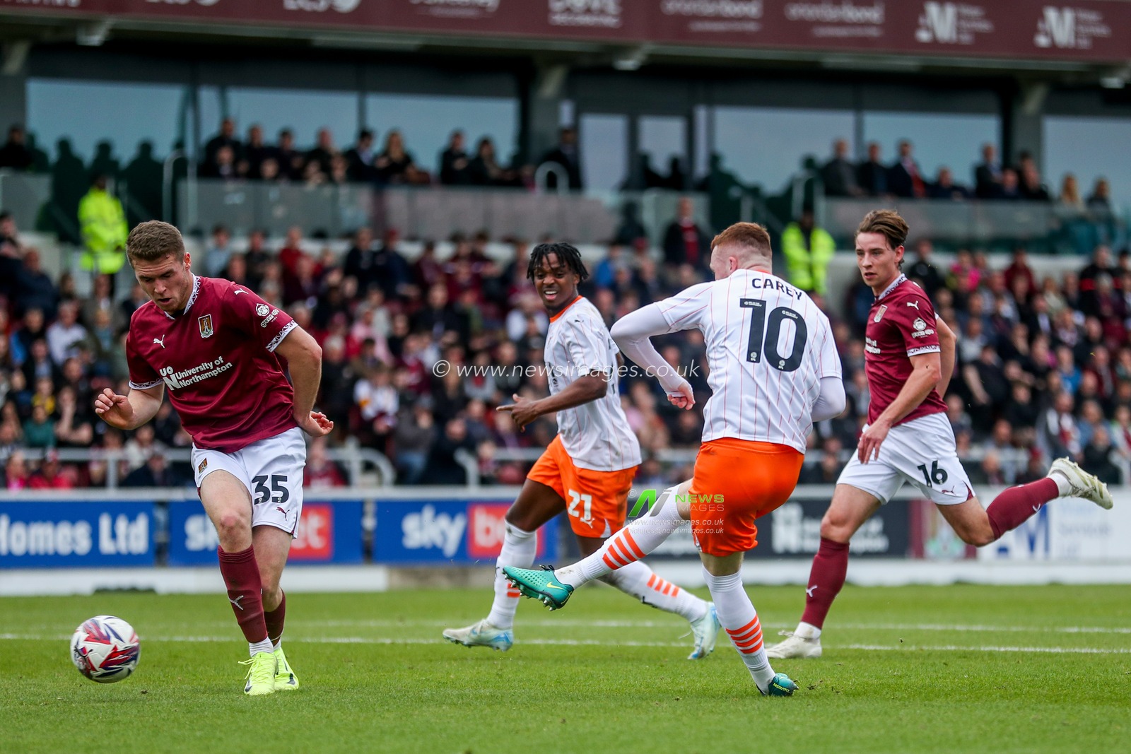 Sonny Carey of Blackpool shoots during the Sky Bet League 1 match Northampton Town vs Blackpool at Sixfields Stadium, Northampton, United Kingdom, 22nd March 2025

(Photo by Izzy Poles/News Images)