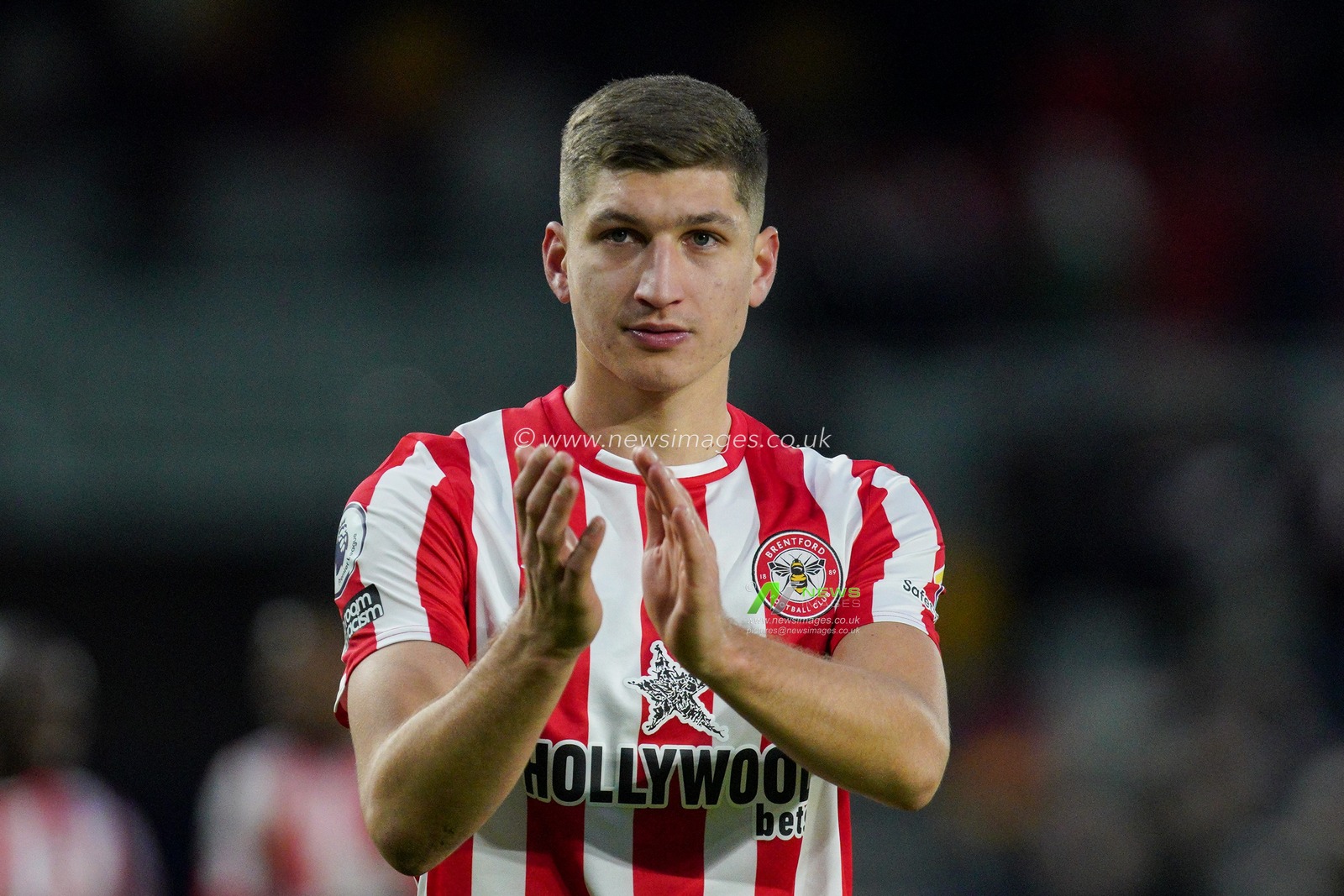 Vitaly Janelt #27 of Brentford