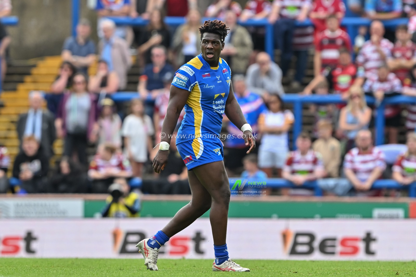 Justin Sangare of Leeds Rhinos during the Betfred Super League Round 21 match Leeds Rhinos vs Wigan Warriors at Headingley Stadium, Leeds, United Kingdom, 10th August 2024

(Photo by Cody Froggatt/News Images)