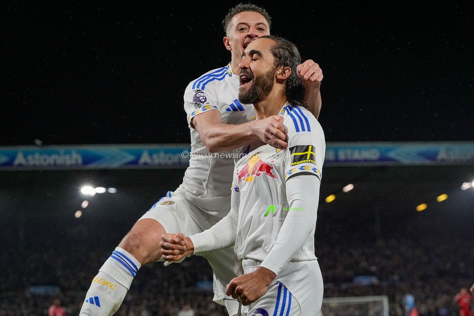 Dominic Calvert-Lewin of Leeds United celebrates his goal to make it  3-0 during the Premier League match Leeds United vs Nottingham Forest at Elland Road, Leeds, United Kingdom on 06 February 2026

(Photo by Maynard Manyowa/News Images)