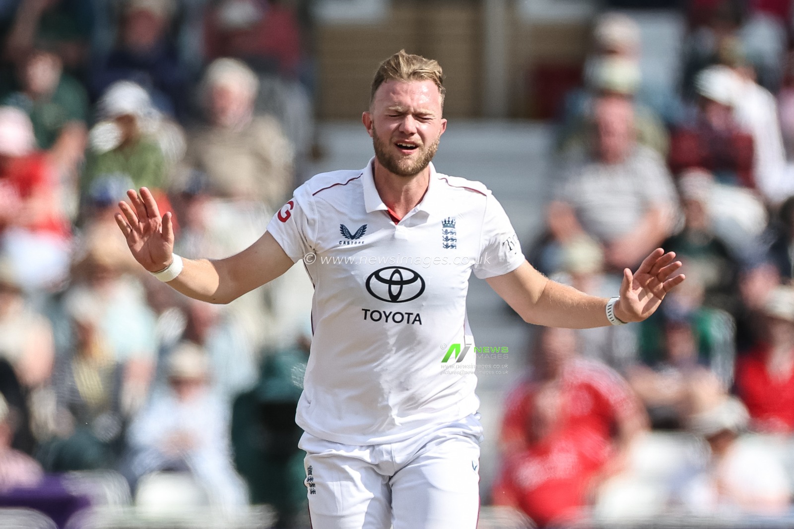 Sam Cook of England reacts after delivering there ball during the Rothesay Test Match Day 2 England vs Zimbabwe at Trent Bridge, Nottingham, United Kingdom, 23rd May 2025

(Photo by Mark Cosgrove/News Images)