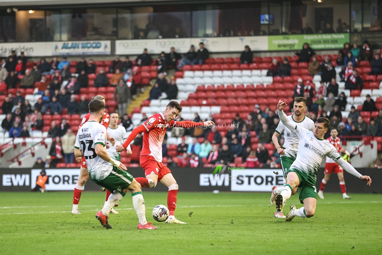 Conor Grant of Barnsley in action during the Sky Bet League 1 match Barnsley vs Lincoln City at Oakwell, Barnsley, United Kingdom, 9th March 2024

(Photo by Mark Cosgrove/News Images)