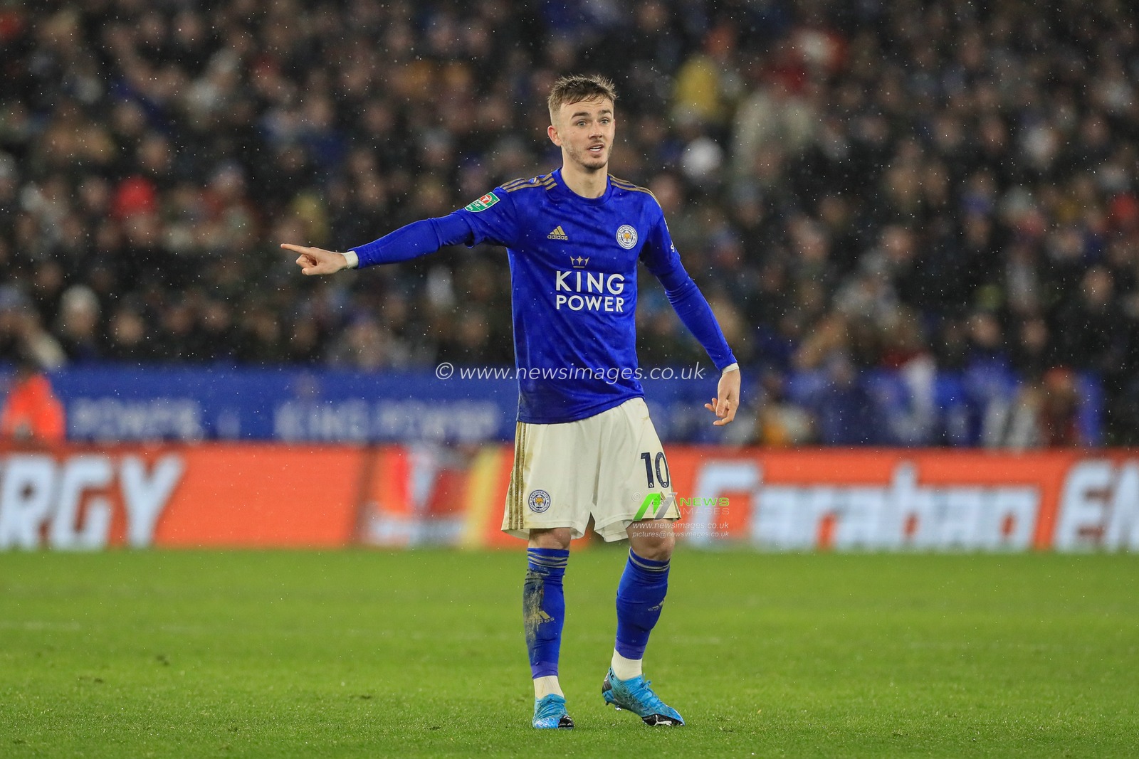 8th January 2020, King Power Stadium, Leicester, England; Carabao Cup, Semi-final,  Leicester City v Aston Villa : James Maddison (10) of Leicester City during the game

Credit: Mark Cosgrove/News Images